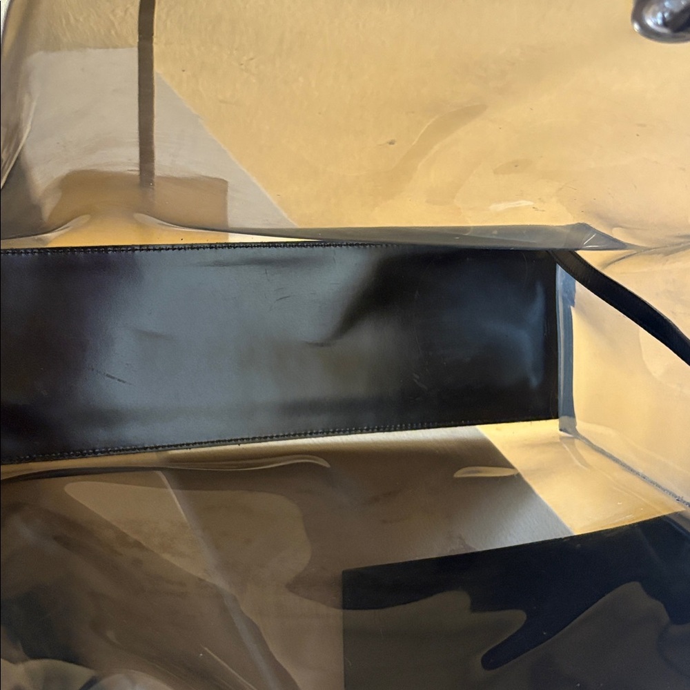 Gucci Transparent Tote with Matching Pouch - Picture 7 of 9